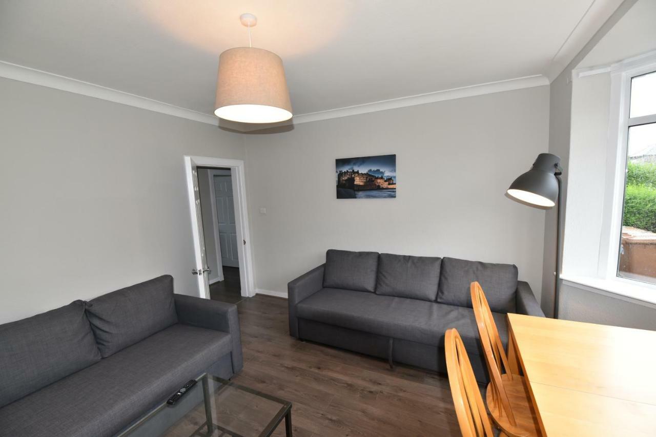 Sighthill 3 Bedrooms With Private Garden Edinburgh Exterior photo